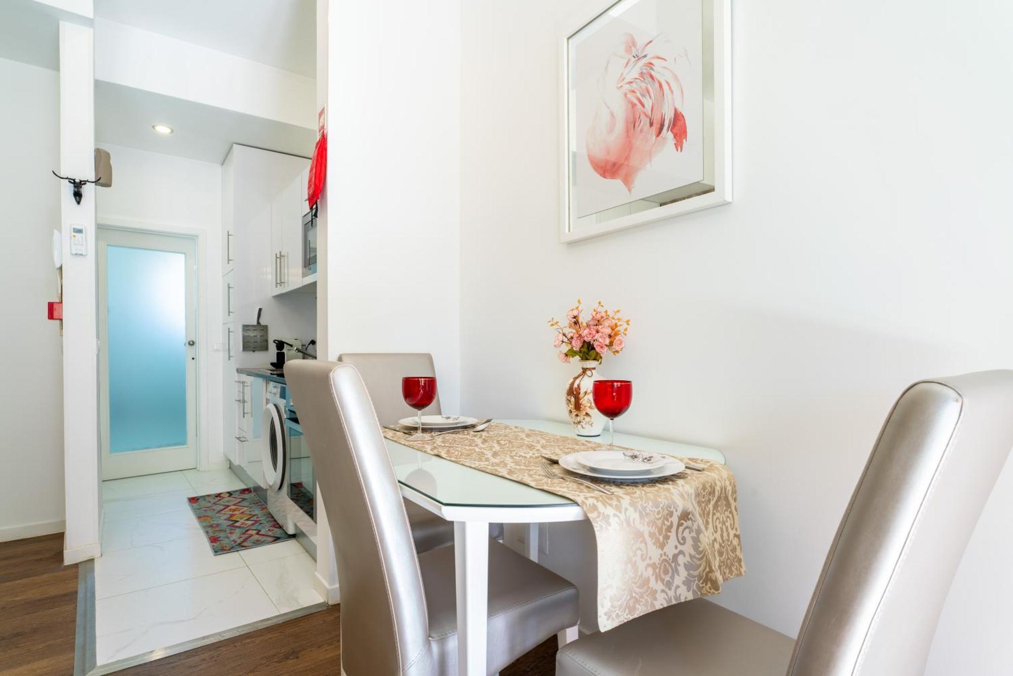 Central Cozy Stay 2 Ac Near Metro Porto Dış mekan fotoğraf