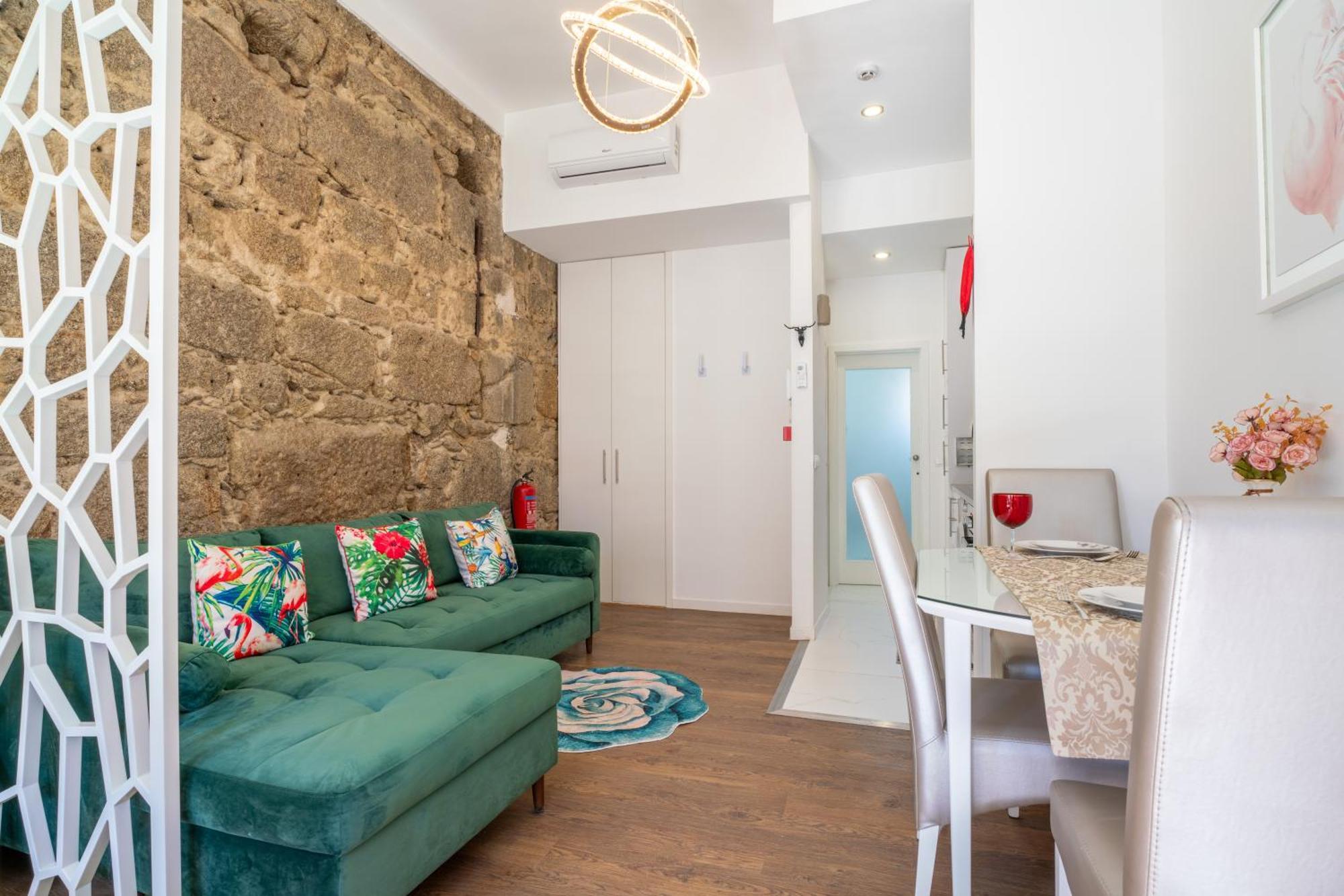 Central Cozy Stay 2 Ac Near Metro Porto Dış mekan fotoğraf