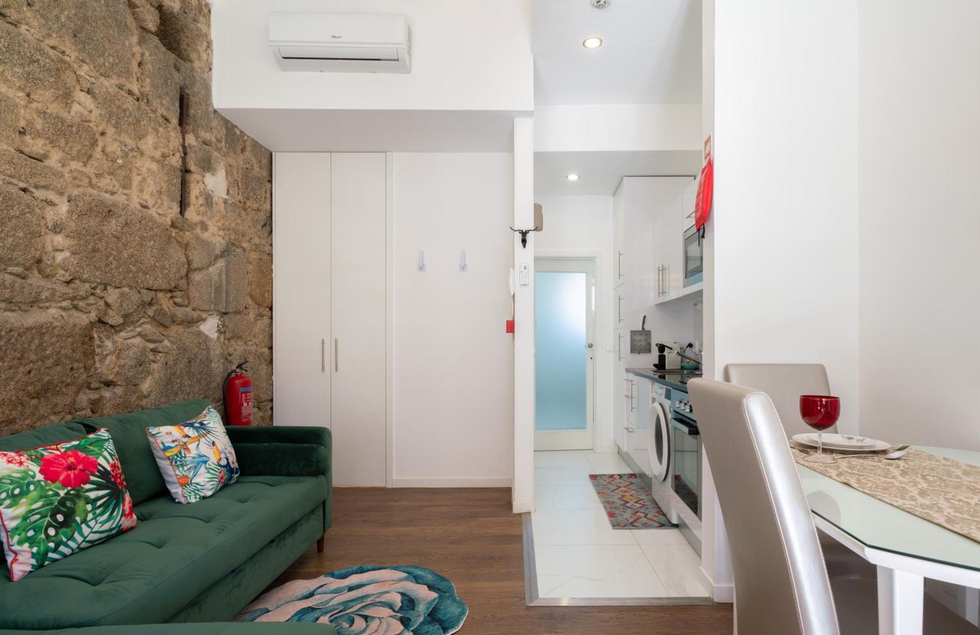 Central Cozy Stay 2 Ac Near Metro Porto Dış mekan fotoğraf