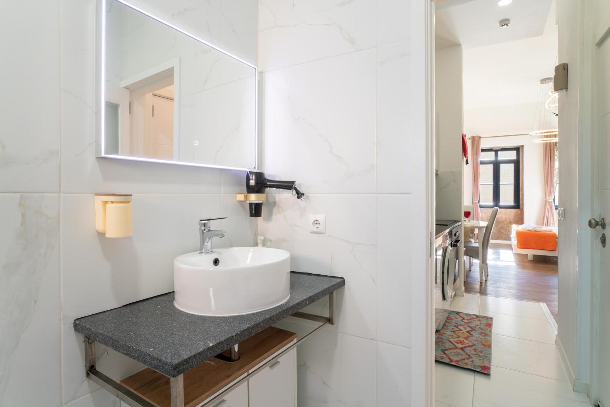 Central Cozy Stay 2 Ac Near Metro Porto Dış mekan fotoğraf