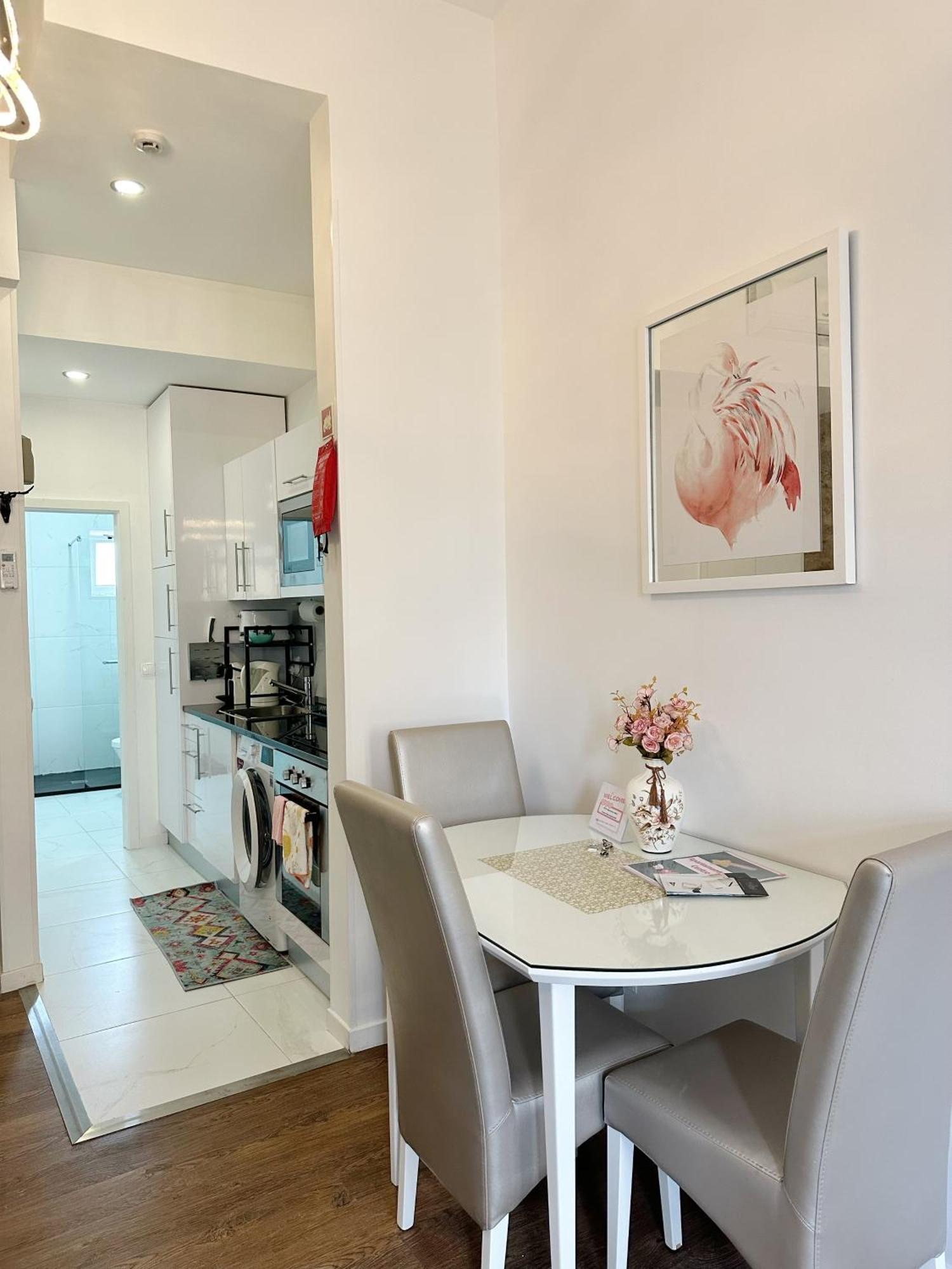Central Cozy Stay 2 Ac Near Metro Porto Dış mekan fotoğraf